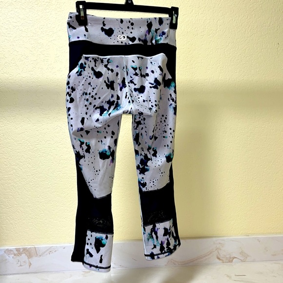 Calia Capri Leggings Small - Picture 2 of 4